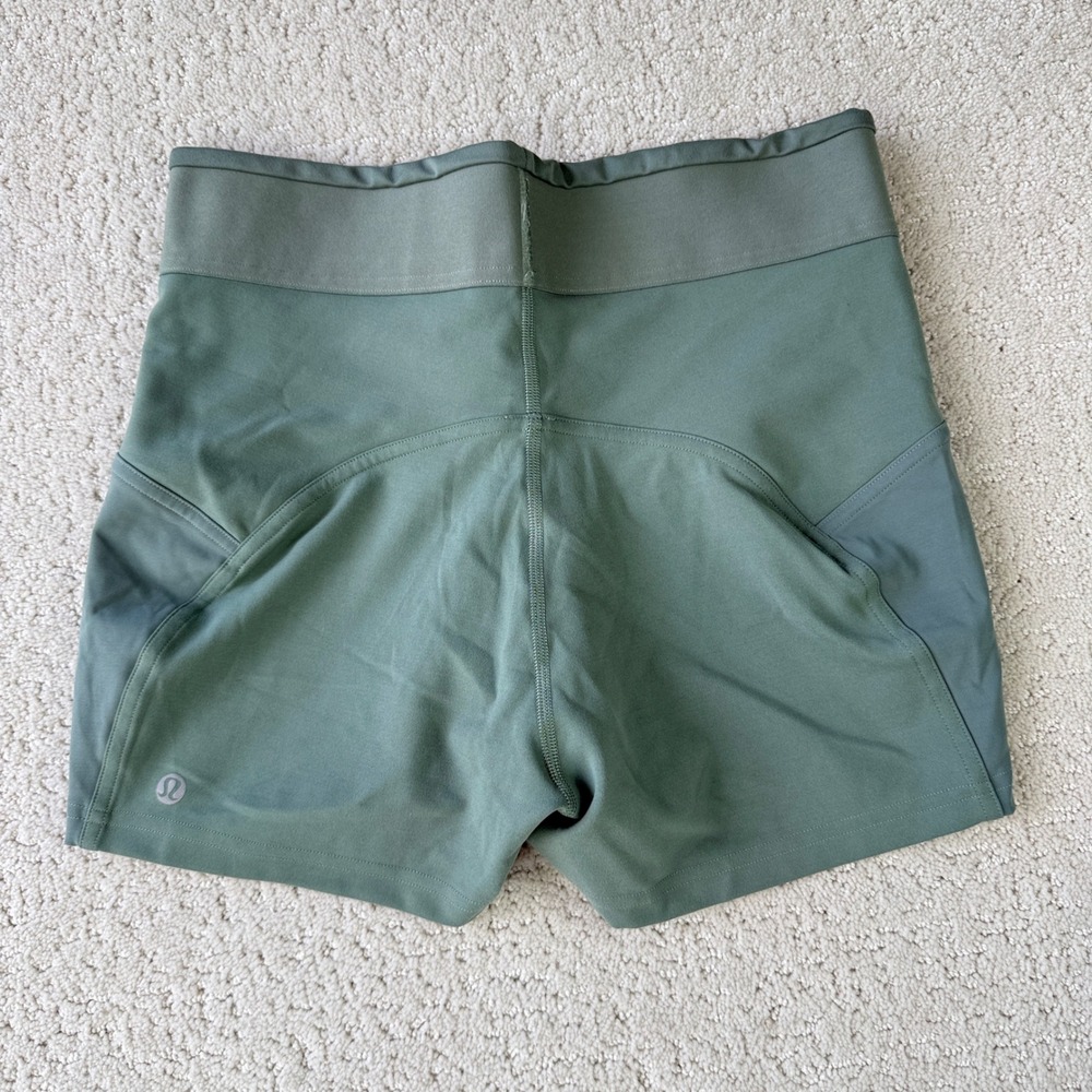 Lululemon License to Train High-Rise Short 2" Women 14 Grey Eucalyptus Logo - Picture 4 of 9